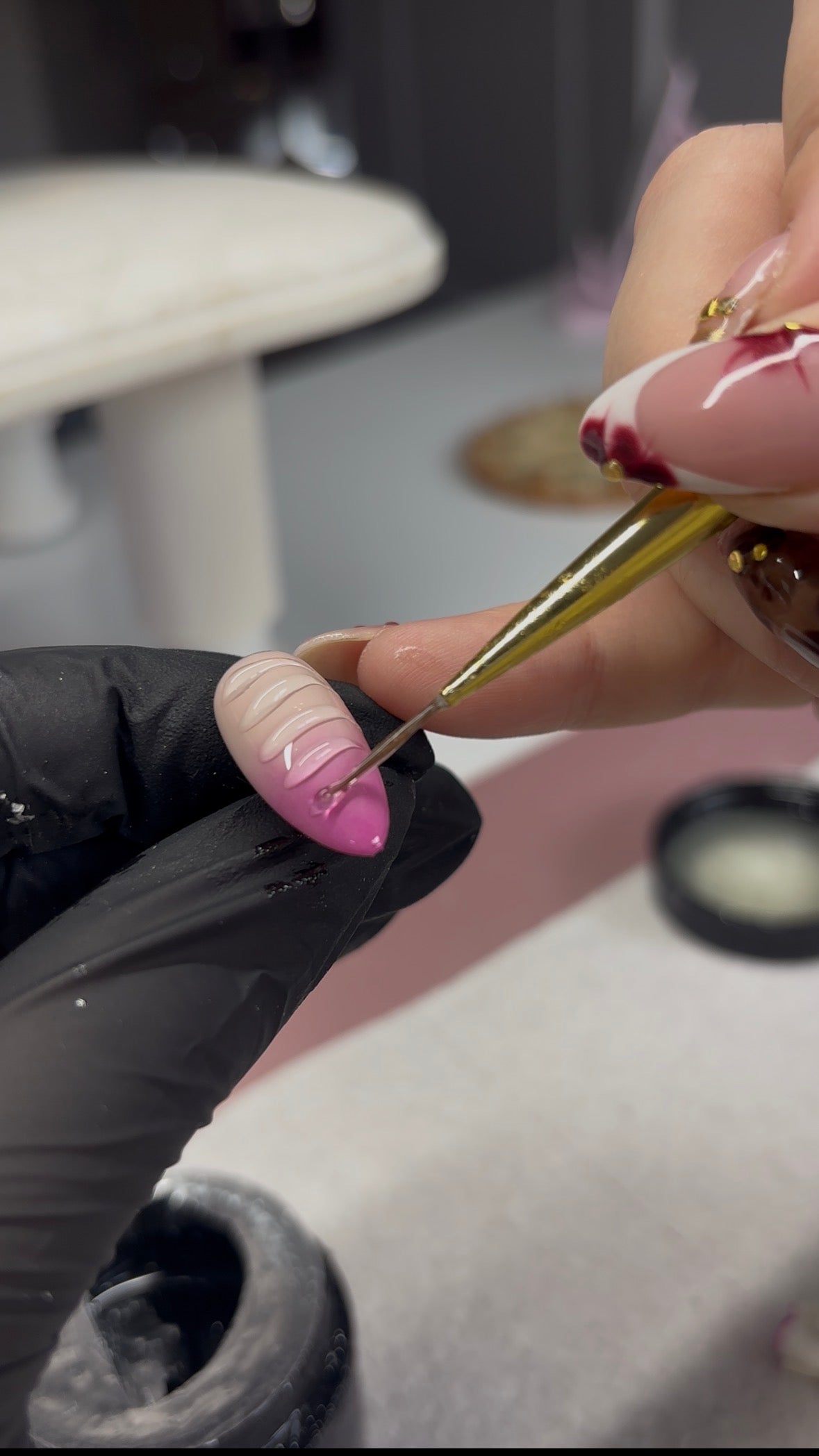 Beginner to Booked: The Nail Tech Blueprint